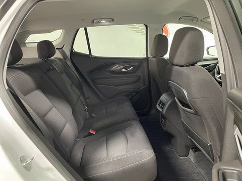 Used 2023 GMC Terrain SLE w/ Driver Convenience Package image 21