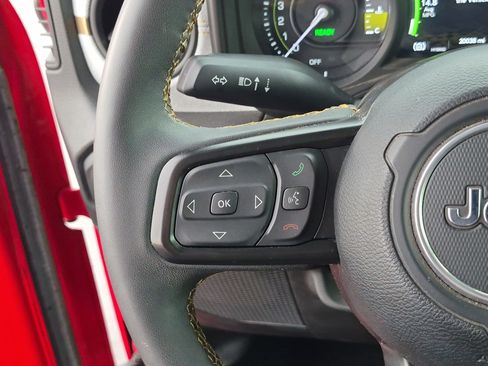 Used 2024 Jeep Wrangler Unlimited AWD/4WD image 19