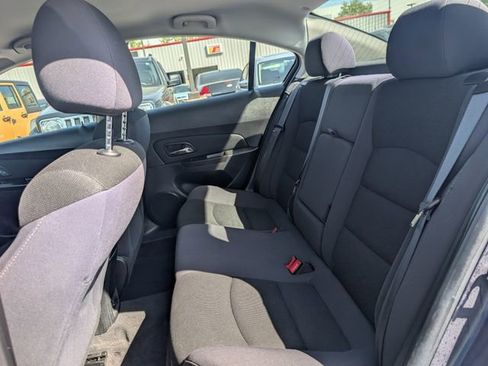Used 2014 Chevrolet Cruze LT FWD image 15
