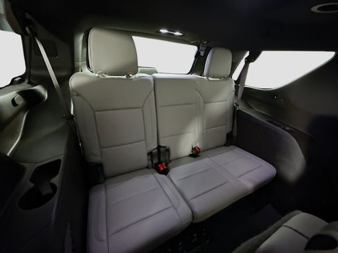 Used 2022 Chevrolet Tahoe Z71 w/ Max Trailering Package AWD/4WD image 41