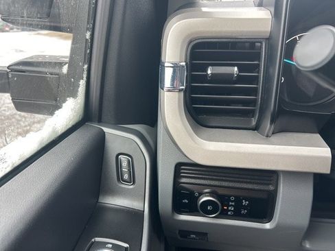 Used 2023 Ford F250 XLT image 21