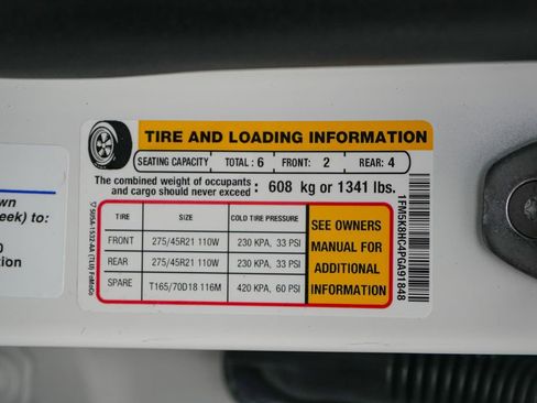 Certified 2023 Ford Explorer Platinum w/ Technology Package AWD/4WD image 31