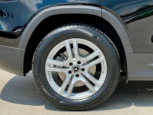 Certified 2023 Mercedes-Benz GLB 250 4MATIC image 12