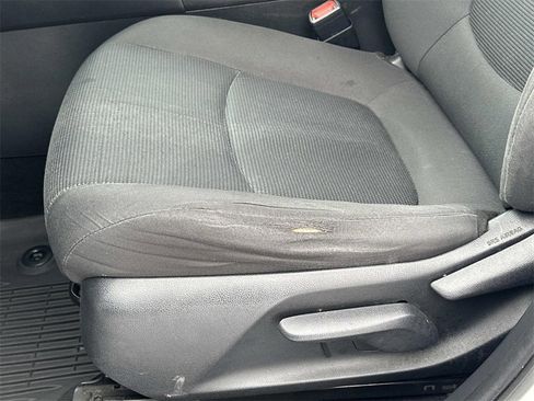 Used 2021 Toyota RAV4 LE image 16