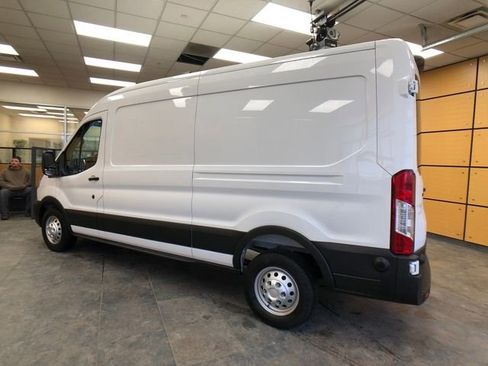 New 2026 Ford Transit 250 148 Medium Roof w/ Load Area Protection Package image 5