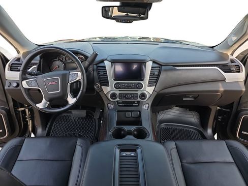 Used 2016 GMC Yukon XL SLT w/ Open Road Package image 9