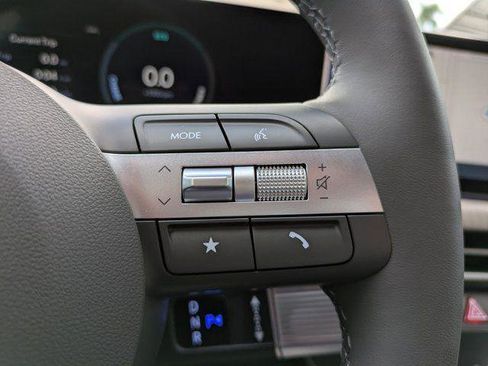 New 2025 Hyundai Sonata Limited image 21