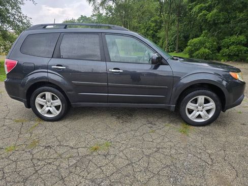 Used 2009 Subaru Forester 2.5X L.L. Bean AWD/4WD image 5