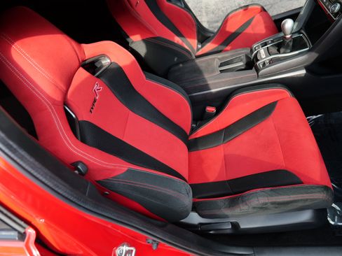 Used 2020 Honda Civic Type R image 38