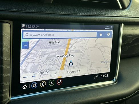 Used 2021 GMC Yukon XL Denali w/ LPO, Illumination Package image 24