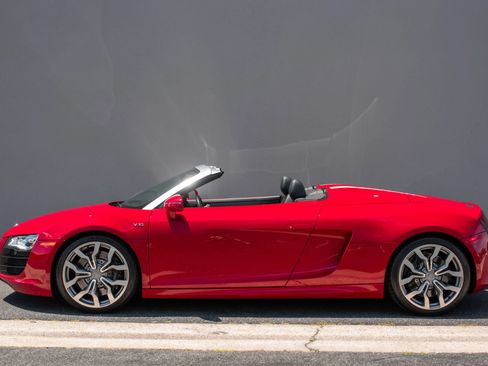 Used 2011 Audi R8 V10 AWD/4WD image 31