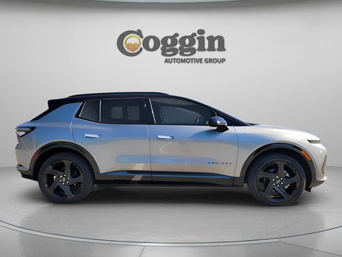 New 2025 Chevrolet Equinox EV RS w/ Active Safety Package 3 AWD/4WD image 6