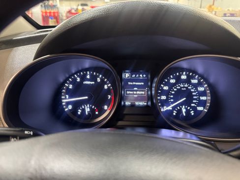 Used 2017 Hyundai Santa Fe Sport image 10