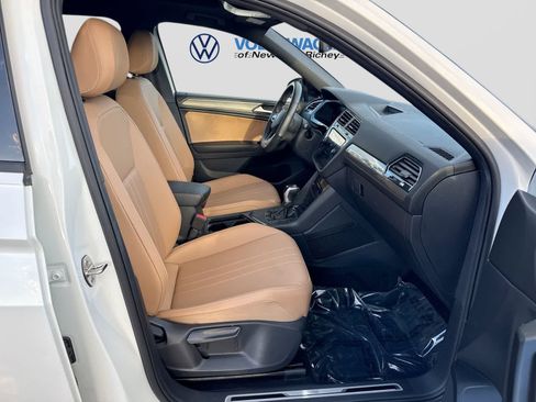 Used 2023 Volkswagen Tiguan SE R-Line FWD image 36