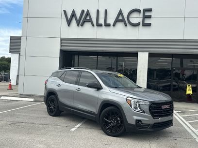 Used 2023 GMC Terrain SLT w/ Tech Package