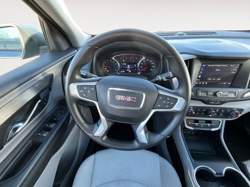 Used 2023 GMC Terrain SLE w/ Driver Convenience Package image 12
