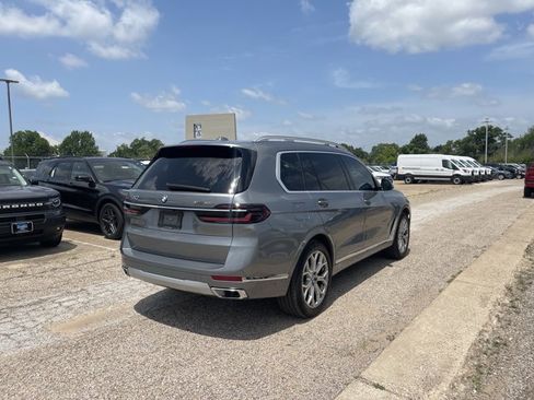 Used 2023 BMW X7 xDrive40i w/ Premium Package AWD/4WD image 3