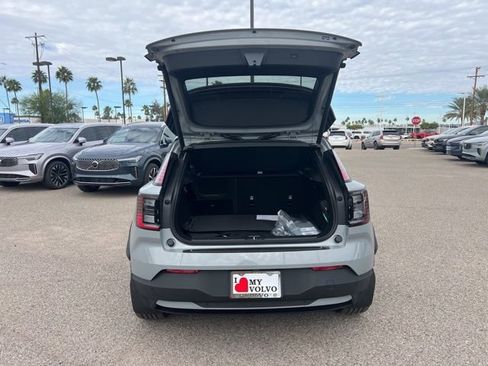 New 2026 Volvo EX30 Cross Country Ultra image 26