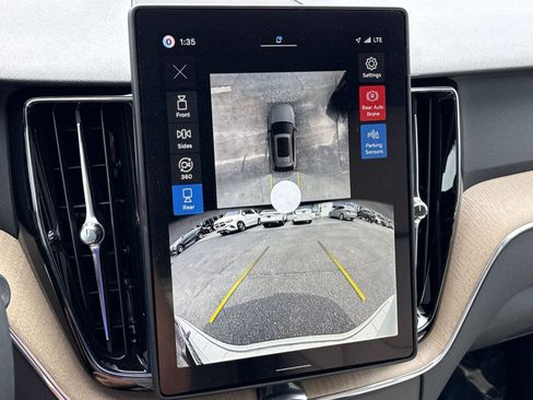 New 2026 Volvo XC60 T8 Plus w/ Protection Package Premier image 25