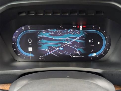 Used 2024 Volvo XC90 B6 Plus w/ Protection Package Premier image 11