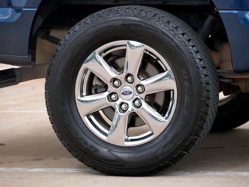 Used 2019 Ford F150 XLT w/ Equipment Group 302A Luxury AWD/4WD image 29