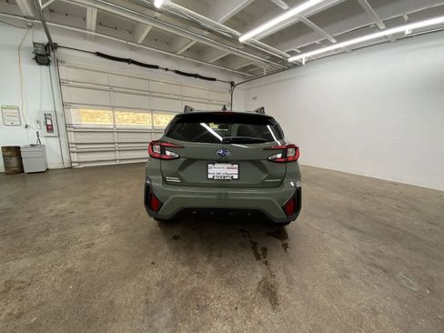 Used 2025 Subaru Crosstrek 2.5i Limited w/ Crosstrek Mirror Package image 5