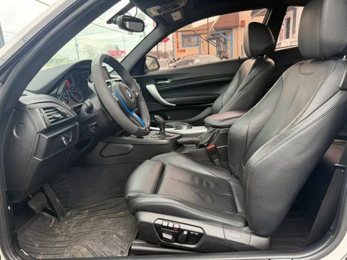 Used 2015 BMW M235i xDrive Coupe image 18
