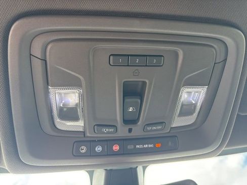 Used 2019 Chevrolet Silverado 1500 LTZ w/ LTZ Plus Package AWD/4WD image 43