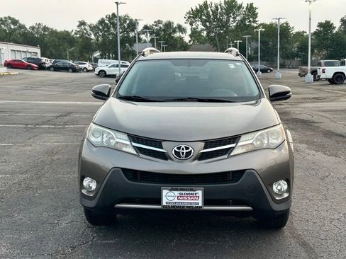 Used 2013 Toyota RAV4 XLE AWD/4WD image 2