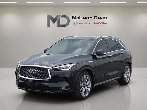 Used 2021 INFINITI QX50 Sensory FWD image 2