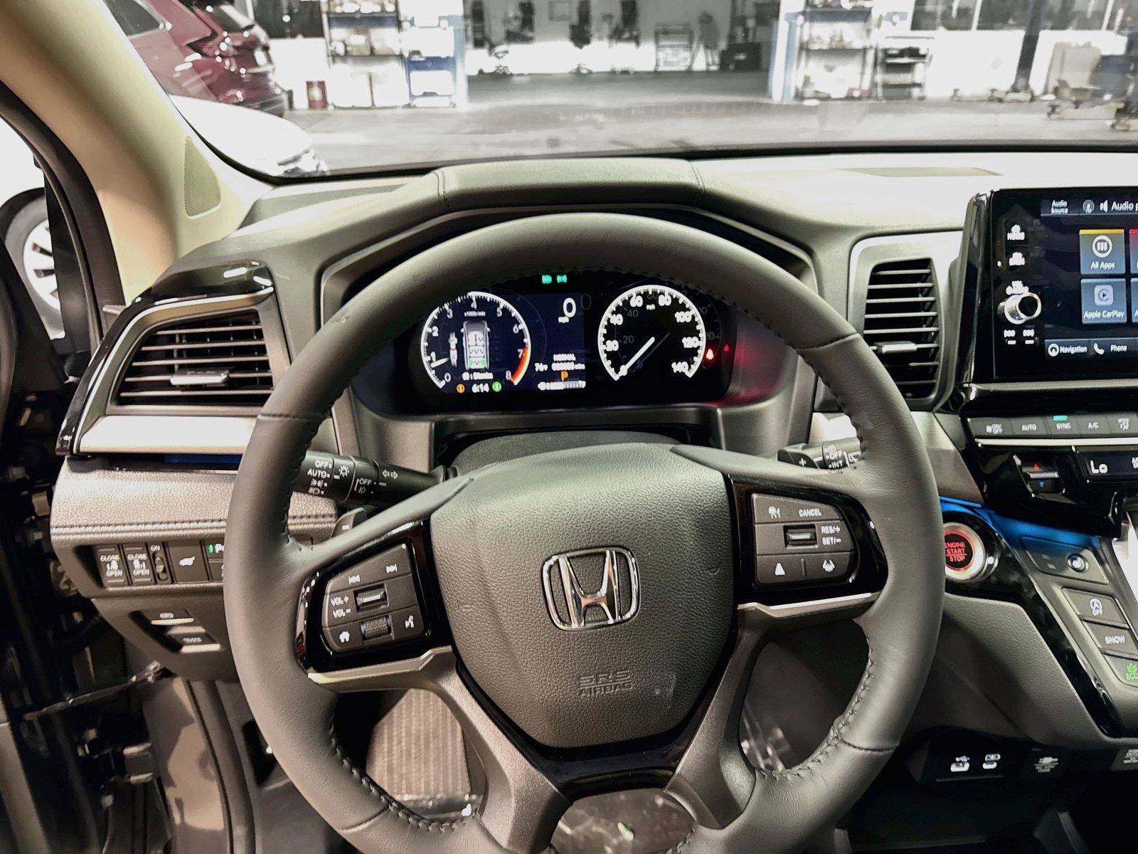 New 2027 Honda Odyssey Touring image 2