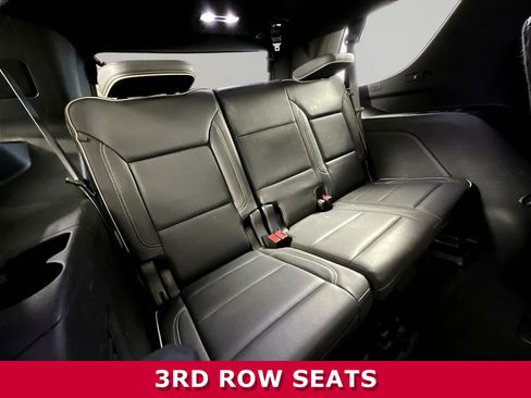 Used 2023 Chevrolet Tahoe Premier AWD/4WD image 24