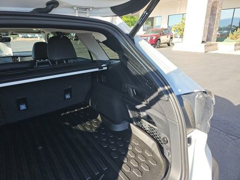 Used 2023 Subaru Outback Limited image 14