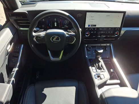 New 2026 Lexus GX 550 AWD/4WD image 8