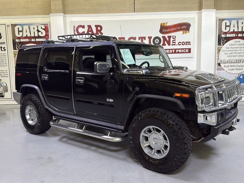 Used 2005 HUMMER H2 w/ Preferred Equipment Group image 1