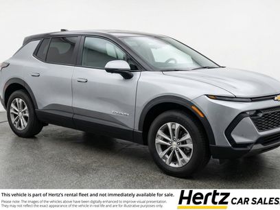 Used 2025 Chevrolet Equinox LT