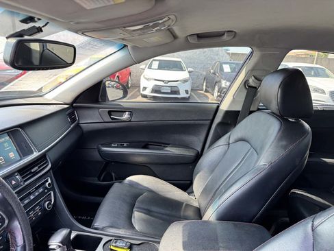 Used 2017 Kia Optima SX FWD image 32