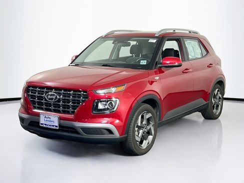 Used 2022 Hyundai Venue SEL image 1