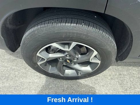 Used 2024 Chevrolet Trax LT FWD image 21