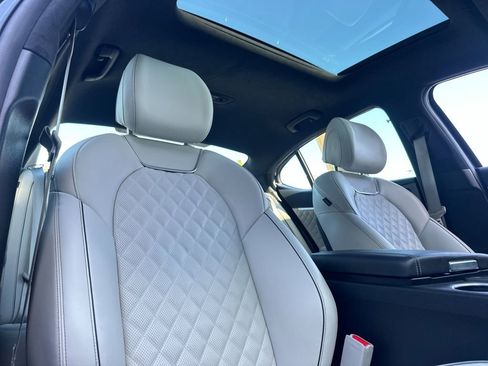 Used 2025 Genesis G70 3.3T Advanced w/ Sport Prestige Package image 16