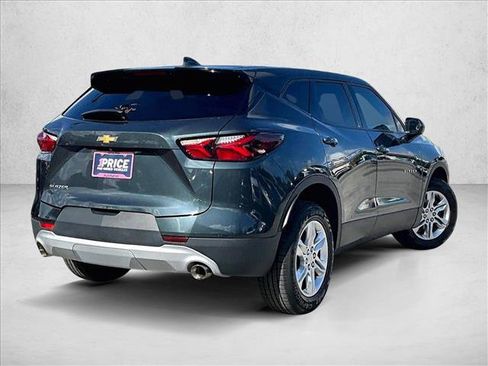 Used 2020 Chevrolet Blazer LT FWD image 2