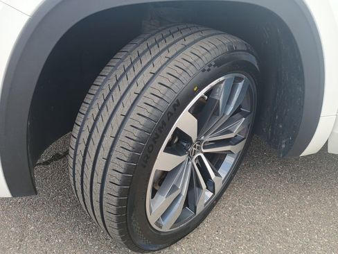 Used 2023 Volkswagen Atlas SEL Premium AWD/4WD image 10
