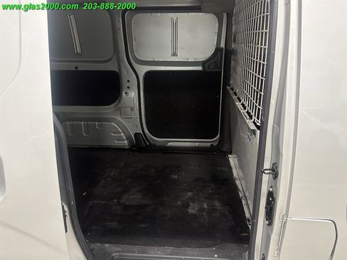 Used 2017 Chevrolet City Express LT w/ Technology Package FWD image 15