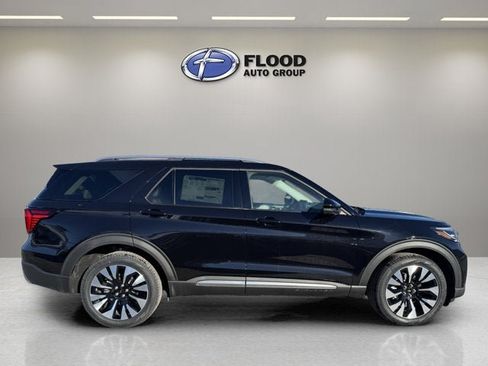 New 2026 Ford Explorer Active w/ Active Comfort Package AWD/4WD image 4