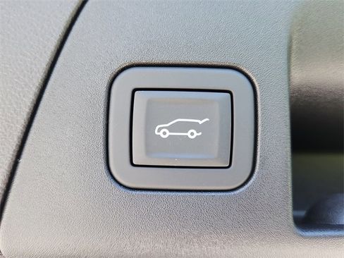 New 2025 Buick Envision Sport Touring image 6