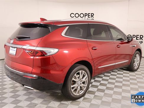 Used 2023 Buick Enclave Premium image 22