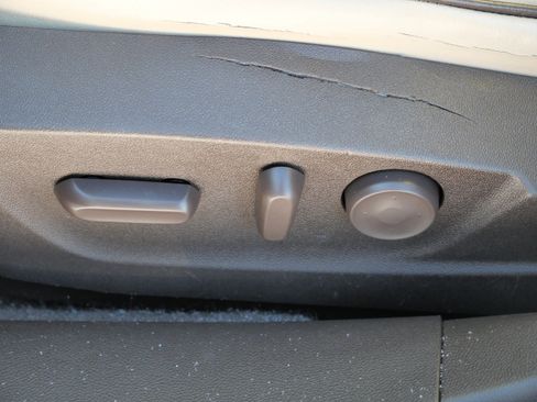 Used 2013 Chevrolet Malibu LT image 20