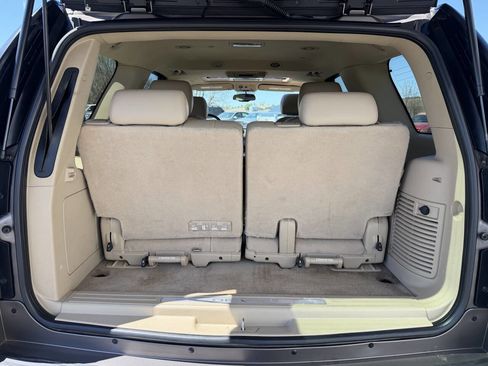 Used 2011 GMC Yukon Denali AWD/4WD image 16