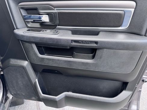 Used 2022 RAM 1500 Classic Warlock image 12