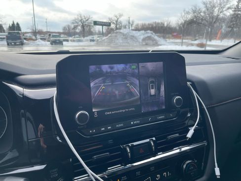 Used 2025 Nissan Pathfinder Rock Creek image 7